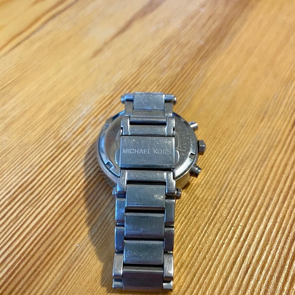 Michael Kors Silver Crystal Watch - Picture 3 of 6